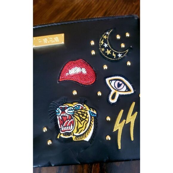 VINTAGE BEBE CLUTCH/COSMETIC BAG - Picture 6 of 8